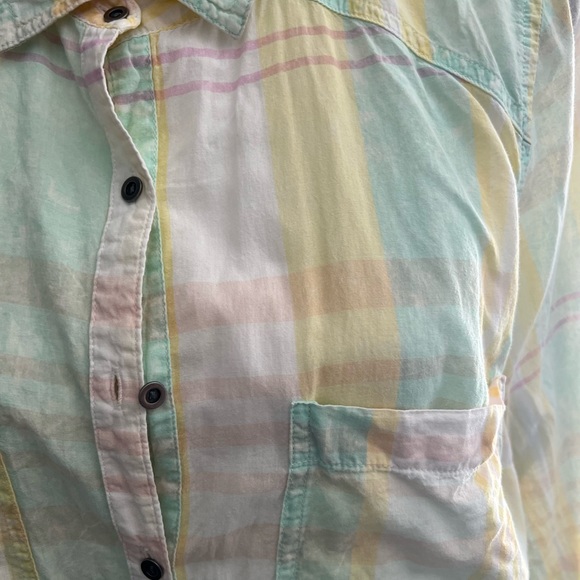 Maurices snap button down - Picture 2 of 4